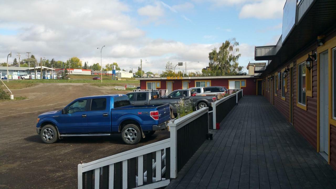 Alahart Motel Dawson Creek Exterior photo